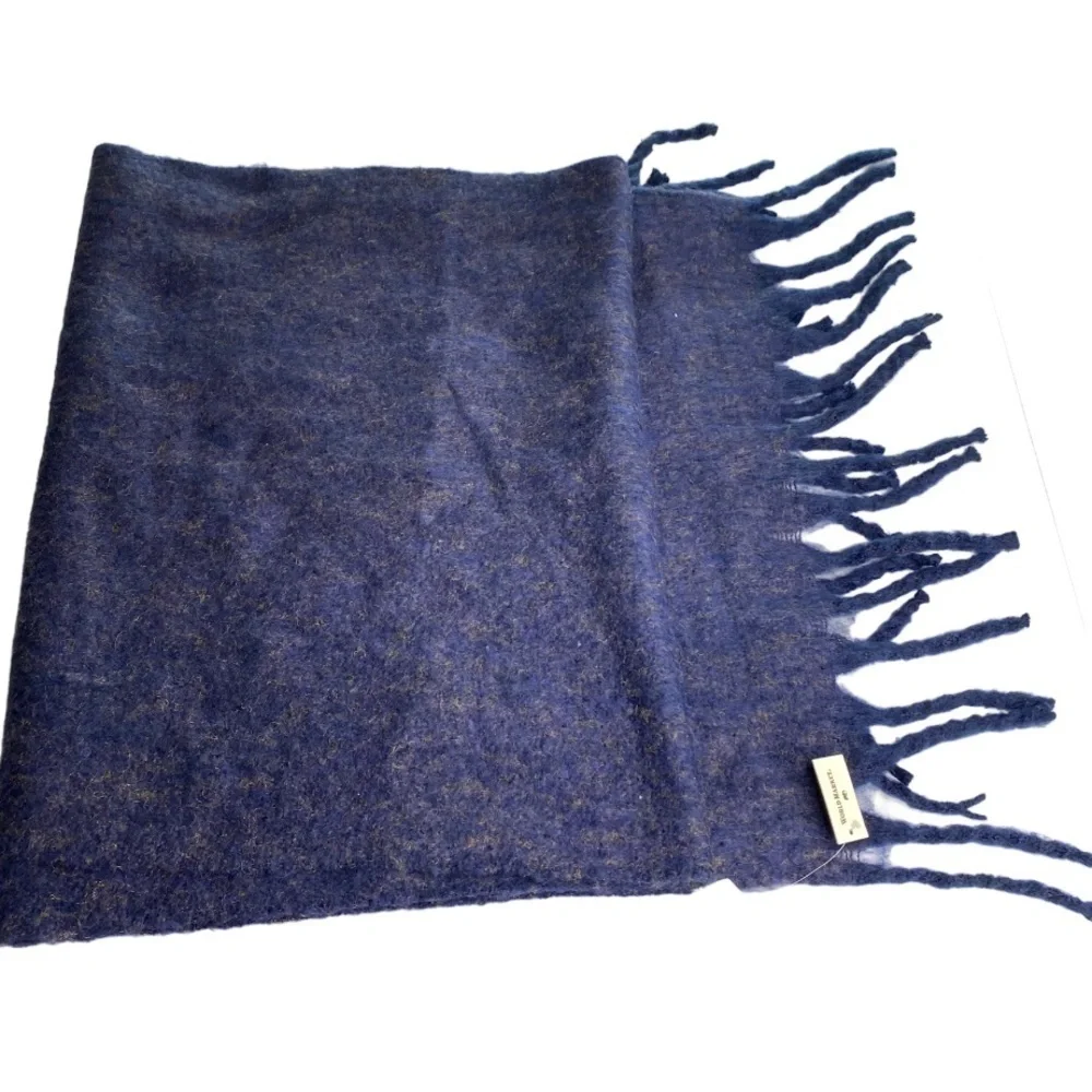 NWT WORLD MARKET FUZZY BLUE & GOLD SCARF
